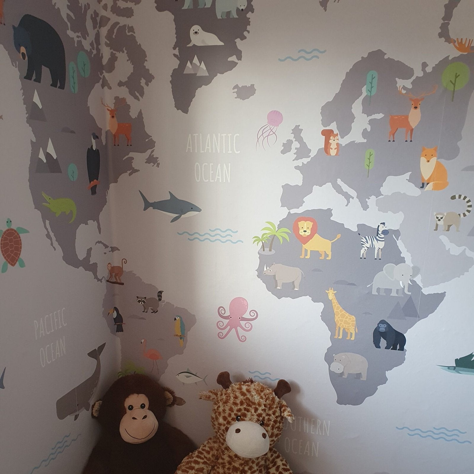 Vinilo Mapamundi Infantil de Animales