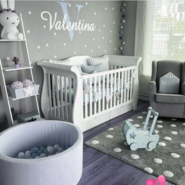 Adhesivos infantiles vinilos decorativos nombres iniciales estrellas Colombia Bogota Medellin Cali Barranquilla Bucaramanga