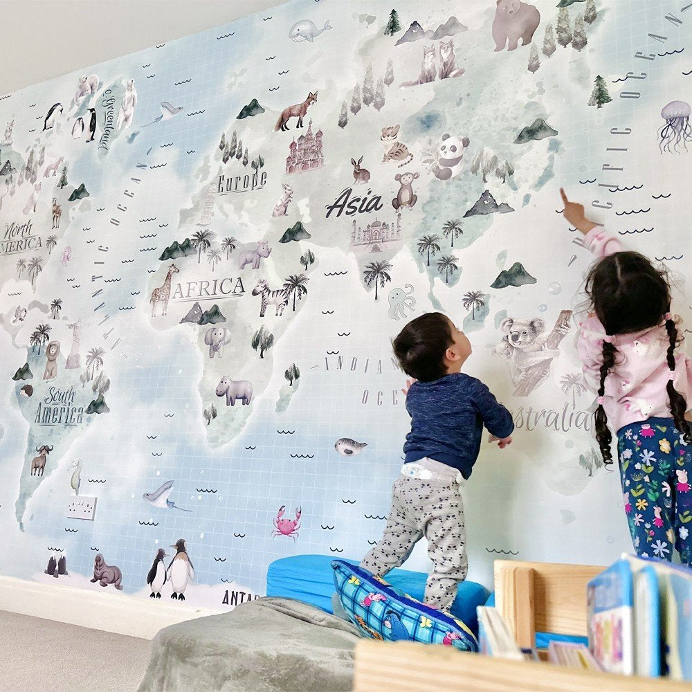Papel Tapiz "Mapa Animal en las Nubes"